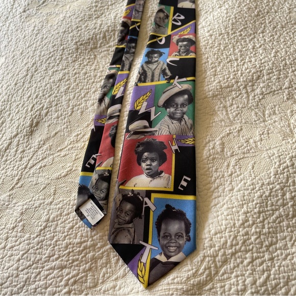 Buckwheat is Featured on this Necktie from Ralph Marlin - Picture 2 of 5